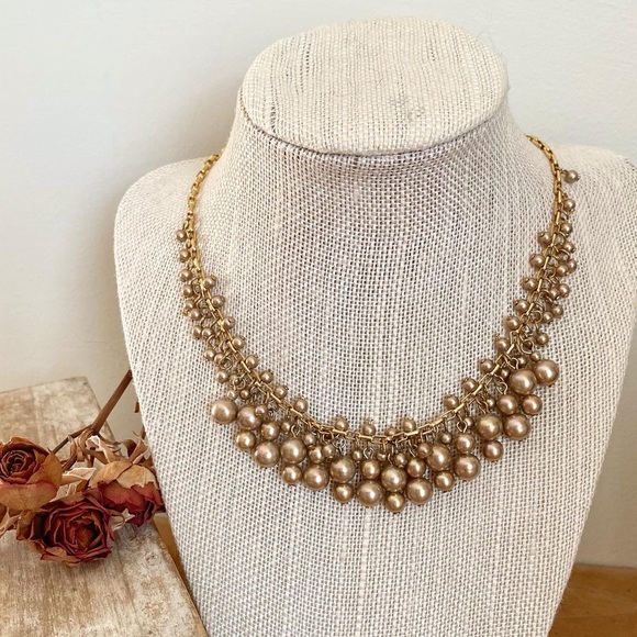 Pretty Vintage Gold Pearl Clustered Necklace - Picture 1 of 9